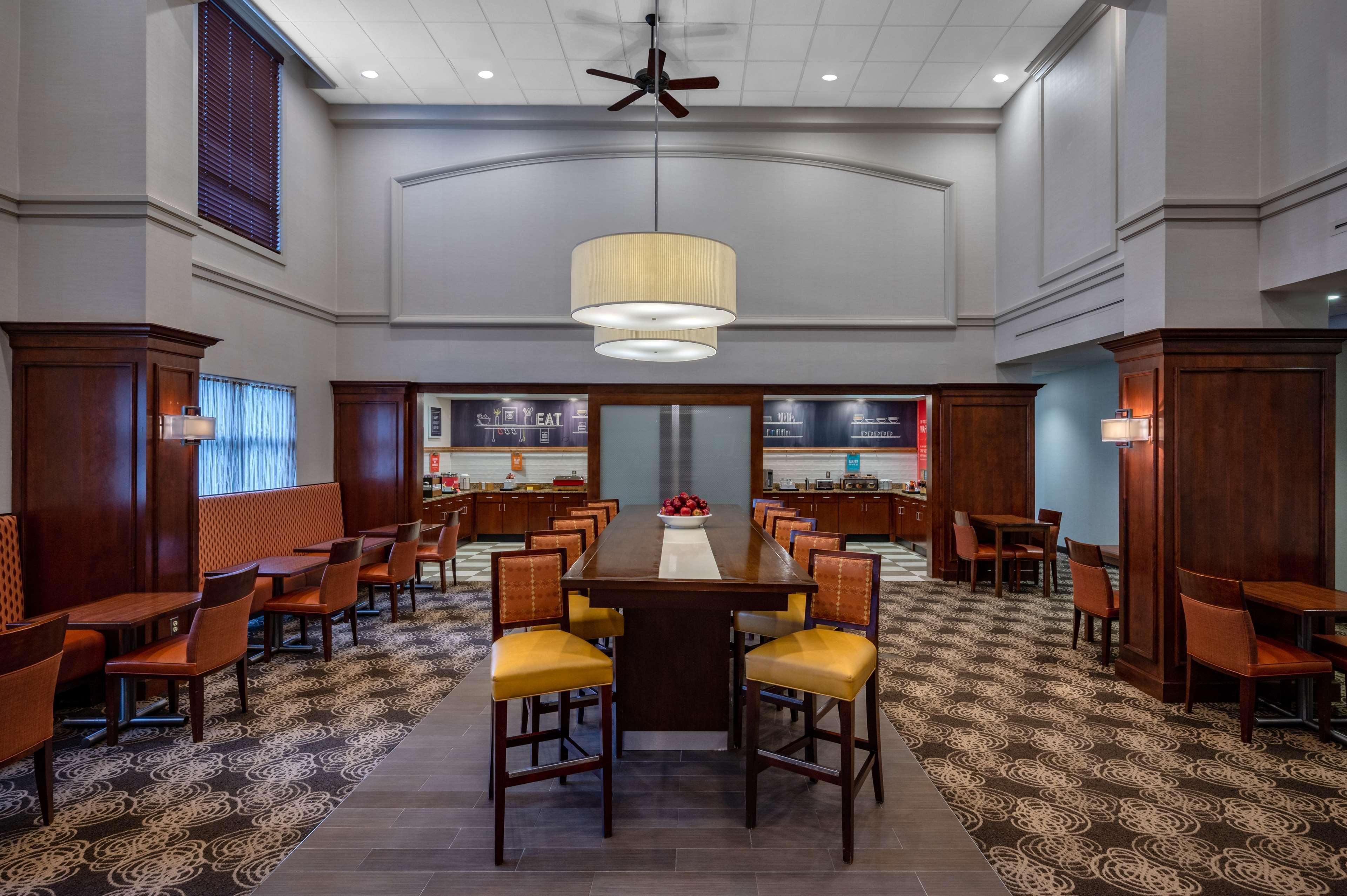 Hampton Inn Raynham-Taunton Exterior foto