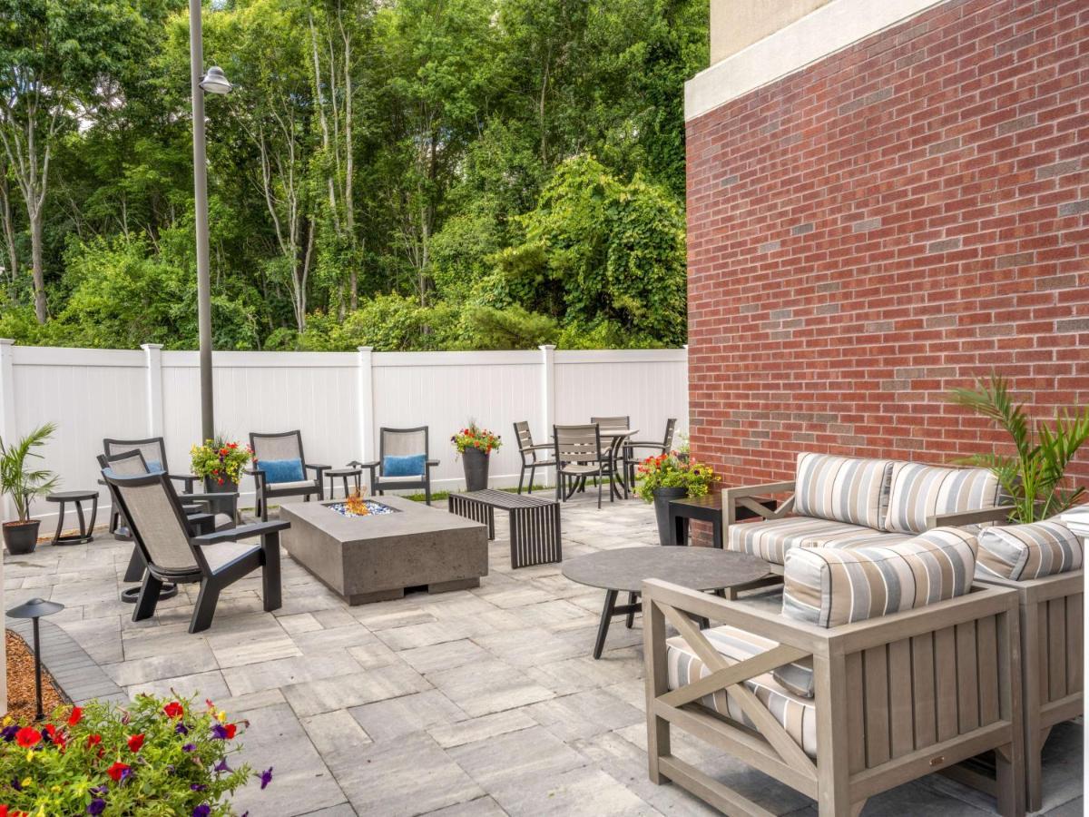 Hampton Inn Raynham-Taunton Exterior foto
