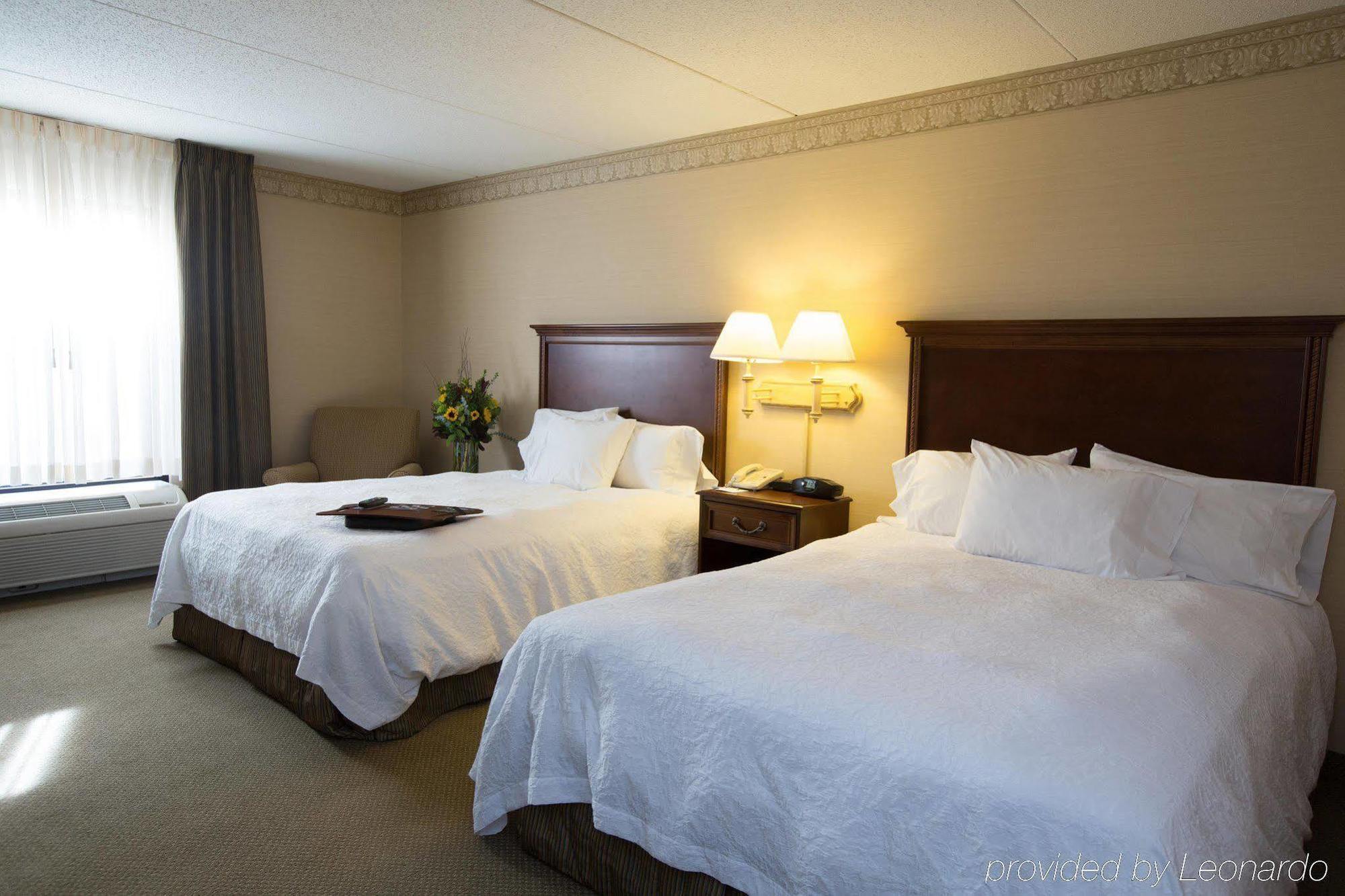 Hampton Inn Raynham-Taunton Exterior foto